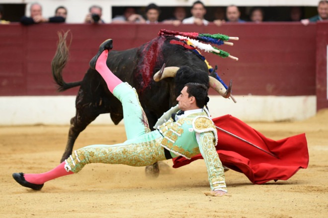 Ureña pasa por quirófano