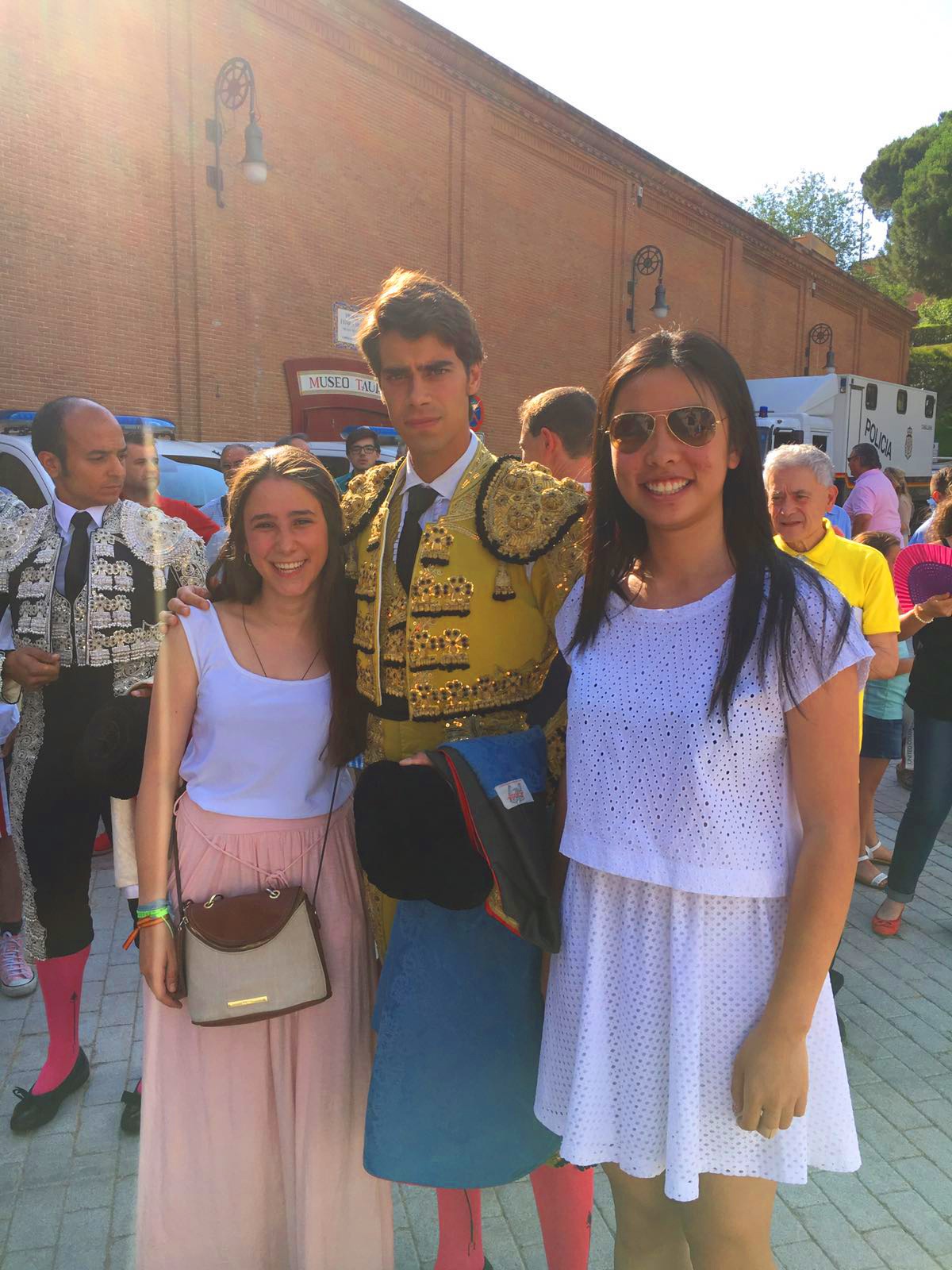 Contrabarrera6 con 16 jóvenes a Las Ventas