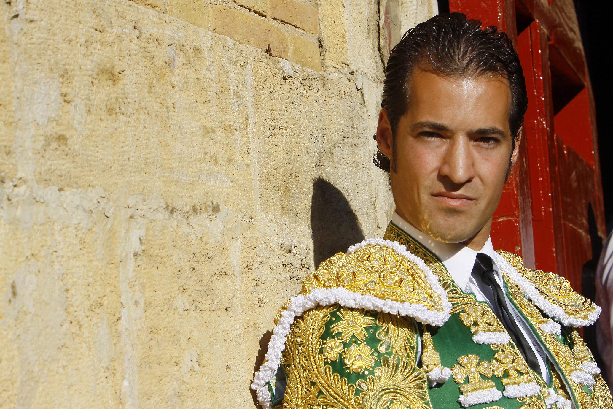 César Jiménez abandona los ruedos tras quince años