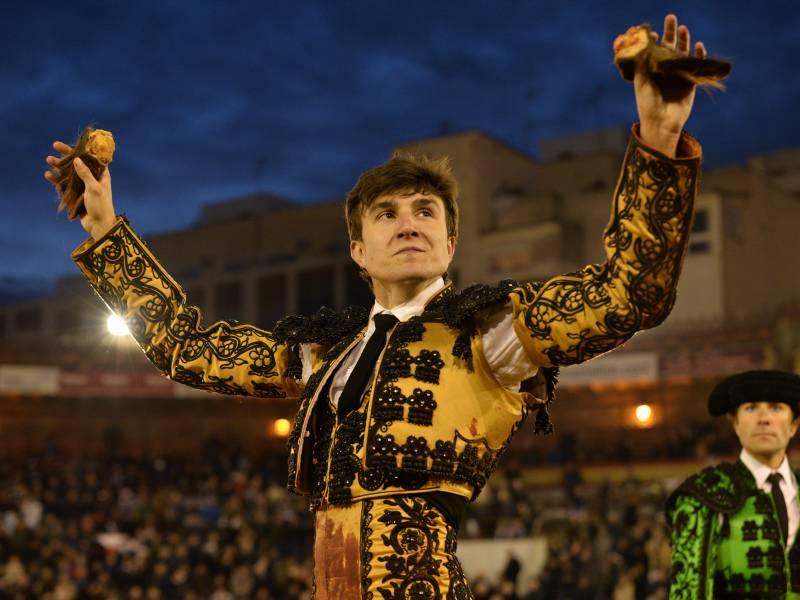 Varea ya cuenta con un pasodoble propio