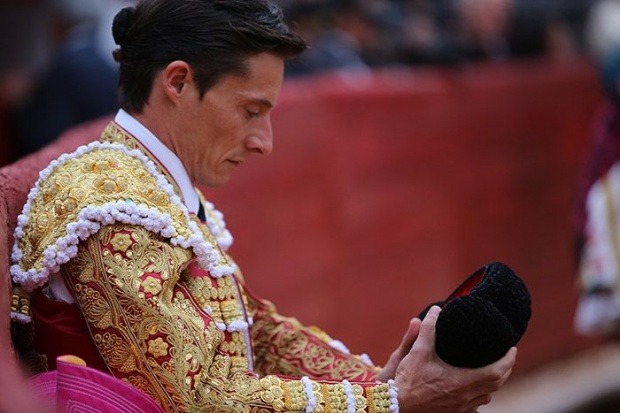 Urdiales rompe con la FIT