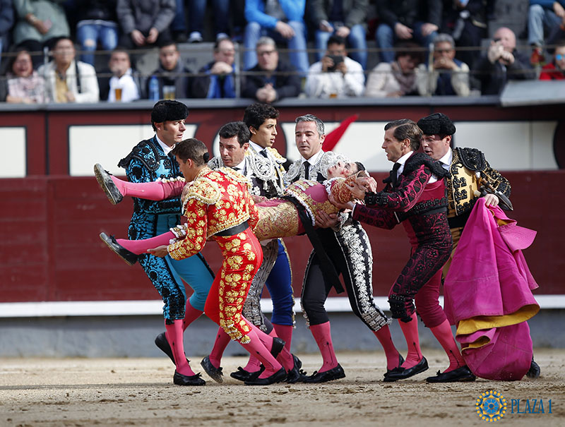Pablo Aguado a un paso de la tragedia en Las Ventas
