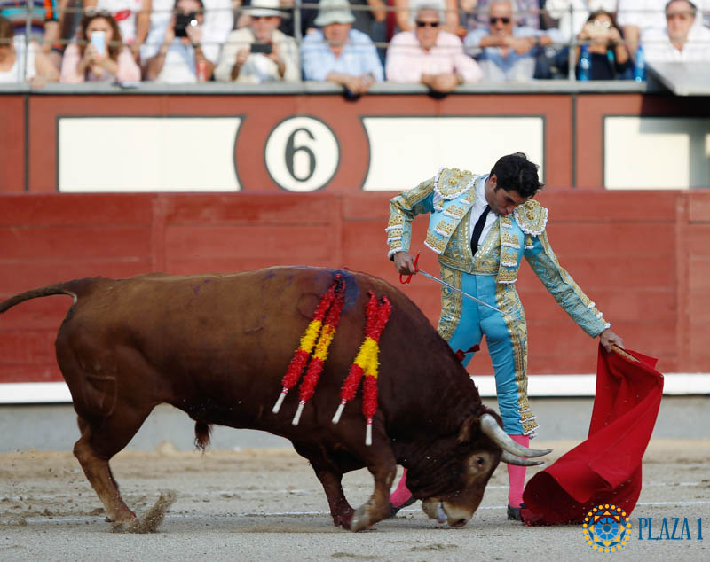 Cayetano dio sabor a una insípida tarde