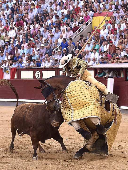 La emoción del tercio de varas por Tito Sandoval