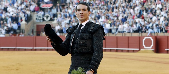 Manzanares operado con éxito, ya descansa en casa