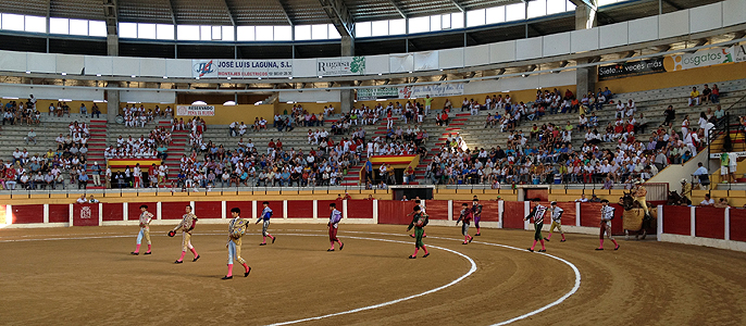 Áscar falla sus premios de su feria de Agosto