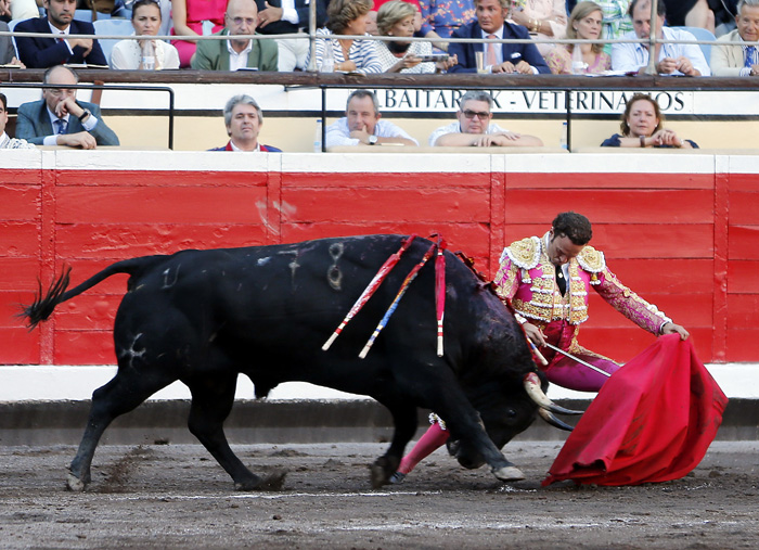 Oreja a las buenas formas de Antonio Ferrera