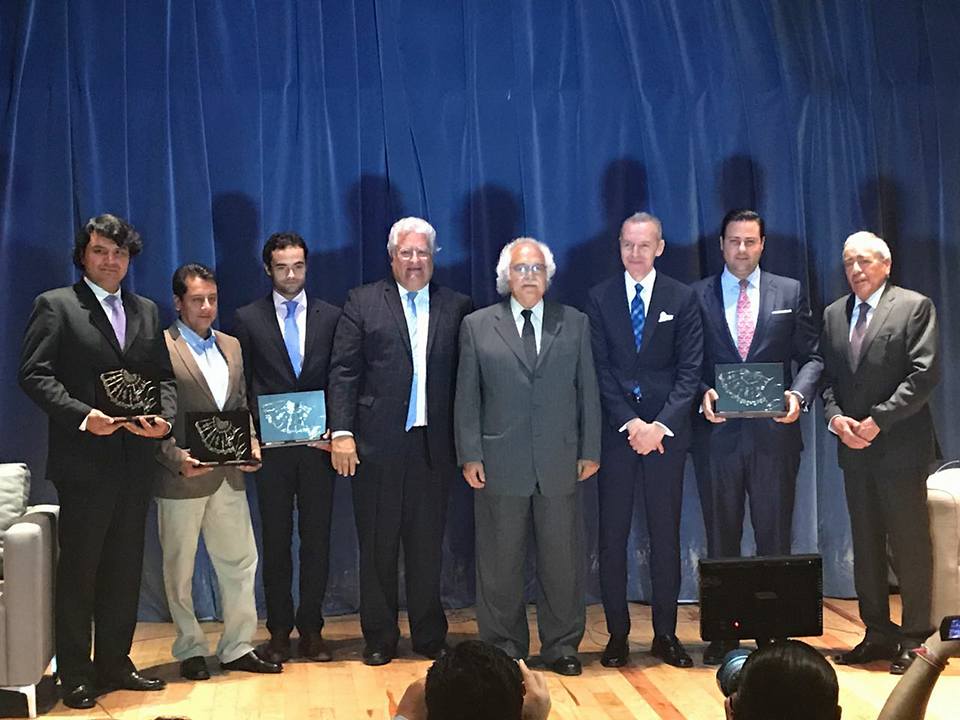 Premian a los más destacados de Zacatecas 2016
