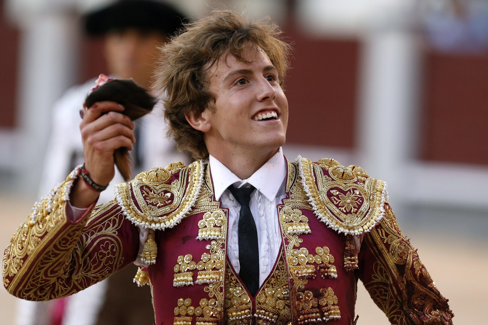 Román y Gerardo Roa ponen punto y final a su relación de apoderamiento