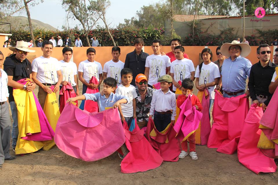 Los hermanos Roca Rey crean afición en Perú