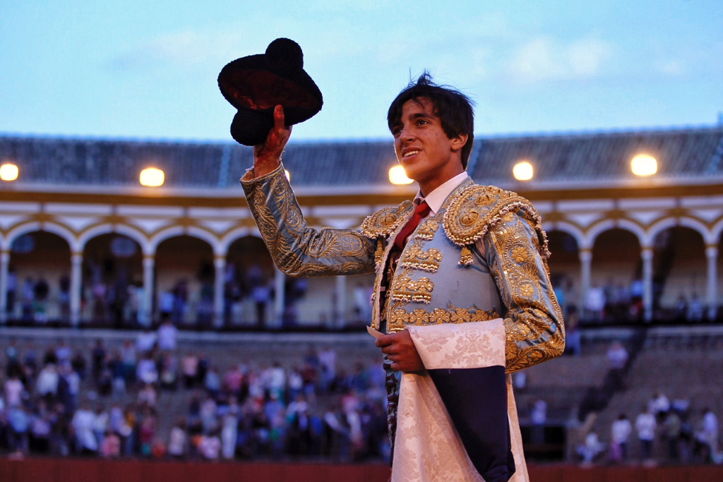 Ángel Téllez da la única vuelta al ruedo de la tarde