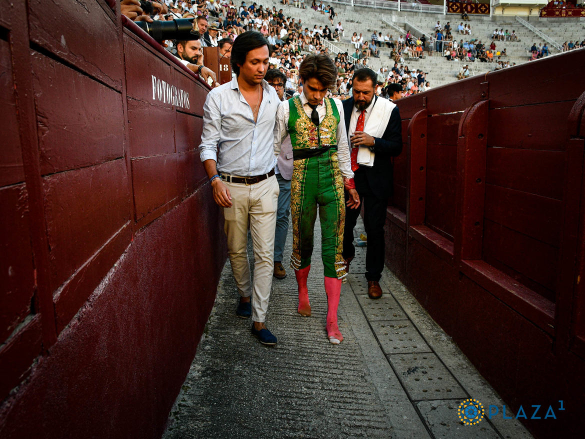 VÃ­deo de la cogida a AarÃ³n RodrÃ­guez en Las Ventas